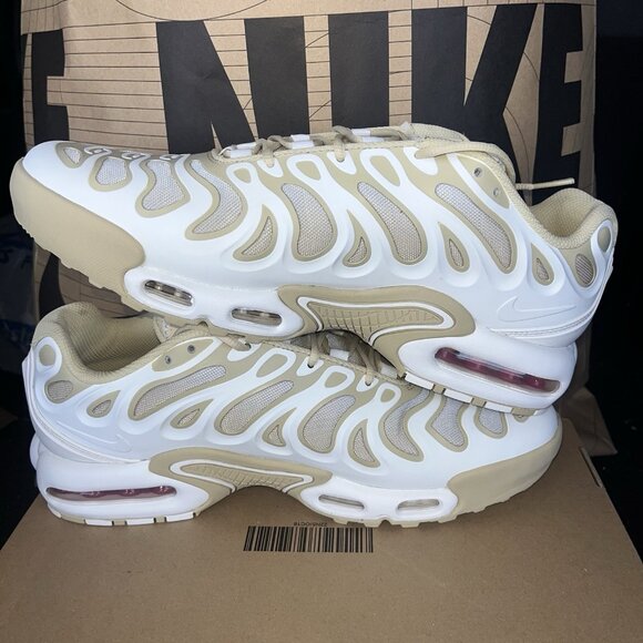 Athletic_Shoes